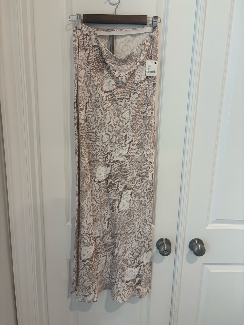 NWT Anthropologie Neutral Snake-Print Maxi Skirt size medium